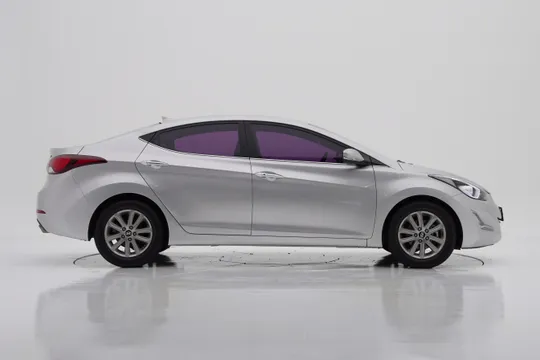 Hyundai Elantra (Avante)
