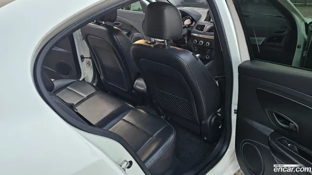Renault SM3