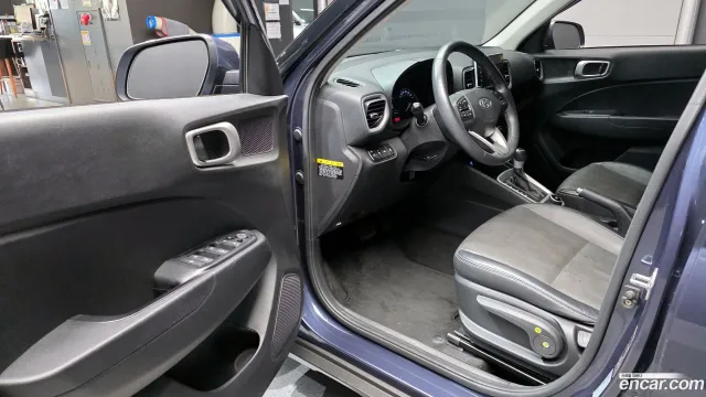 Hyundai Venue