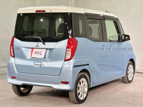 Mitsubishi eK Space