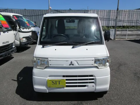 Mitsubishi Minicab Truck