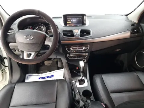 Renault SM3