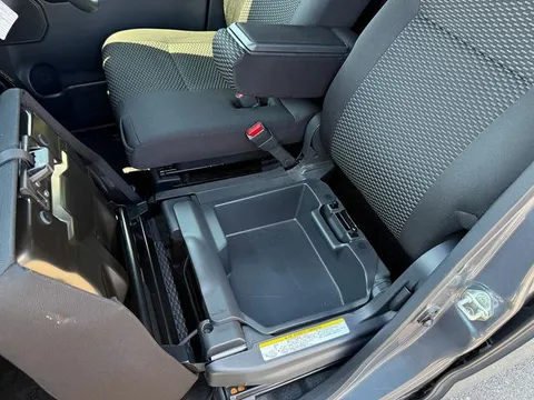 Toyota Pixis Mega