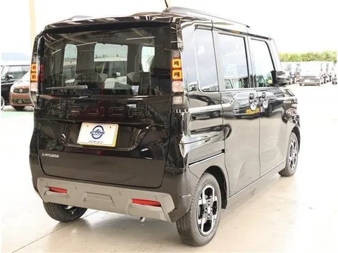 Mitsubishi Delica Mini