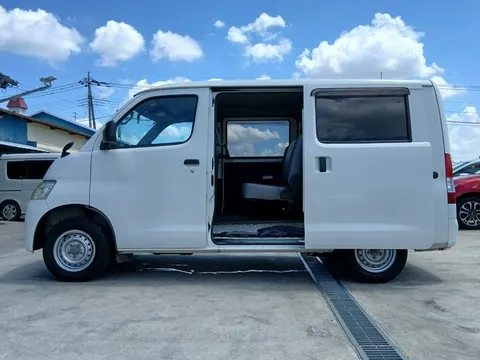 Toyota TownAce Van
