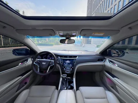 Cadillac XTS