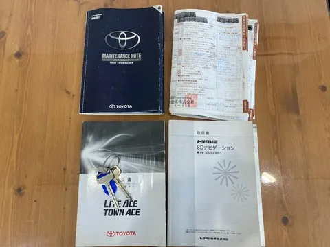 Toyota TownAce Van