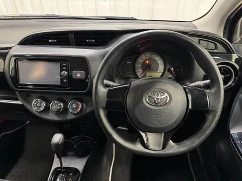 Toyota Yaris (Vitz)