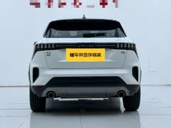 Lynk & Co Lynk & Co 06