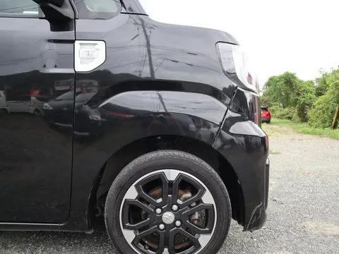 Toyota Pixis Mega