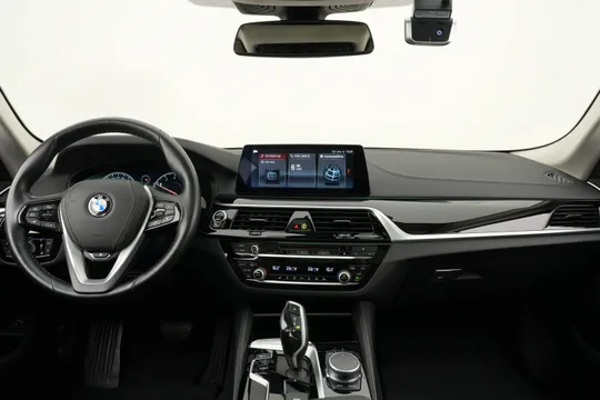 BMW BMW