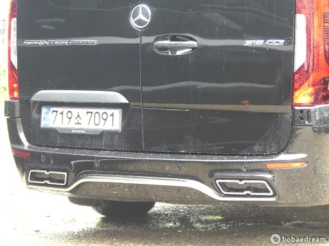 Mercedes-Benz Sprinter