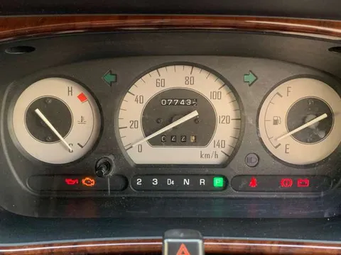 Daihatsu Mira Gino