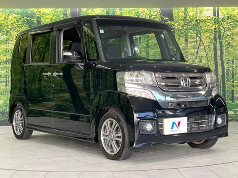 Honda N-BOX Custom