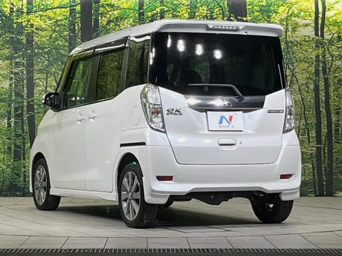 Mitsubishi eK Space Custom