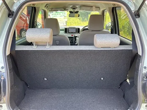 Daihatsu Mira Tocot
