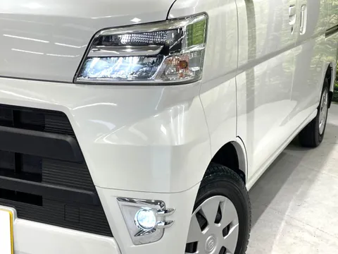Toyota Pixis Van