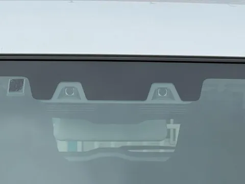 Mitsubishi Minicab Van
