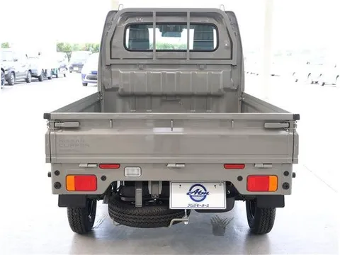 Nissan Clipper Truck