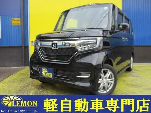 Honda N-BOX Custom