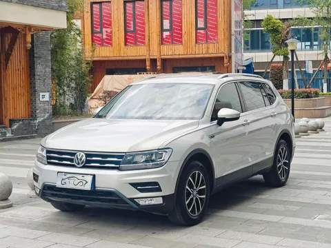 Volkswagen Tiguan L