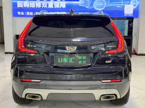 Cadillac XT4