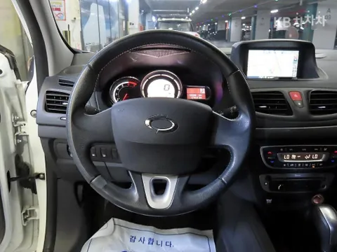 Renault SM3