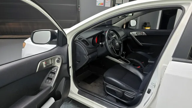 Kia Cerato (Forte)