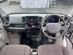 Mitsubishi Minicab Van