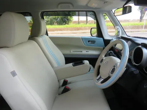 Honda N-BOX Slash
