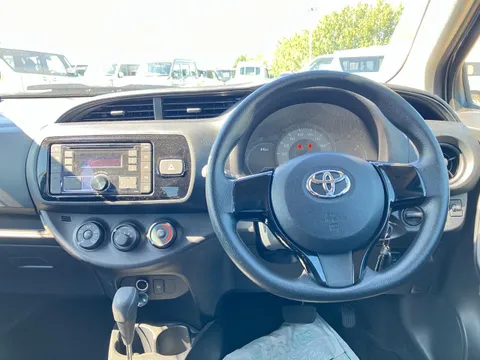 Toyota Yaris (Vitz)