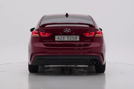 Hyundai Elantra (Avante)