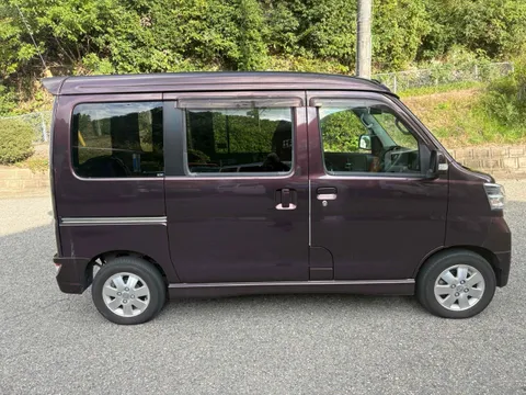 Daihatsu Atrai Wagon