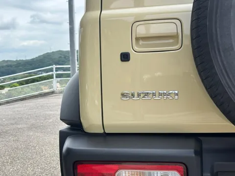 Suzuki Jimny Nomade