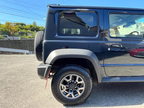 Suzuki Jimny Sierra