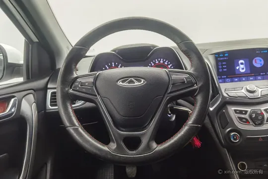 Chery Arrizo 5