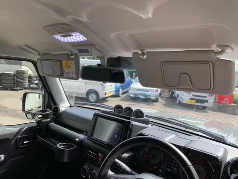 Suzuki Jimny Sierra
