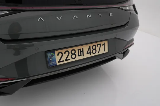 Hyundai Elantra (Avante)