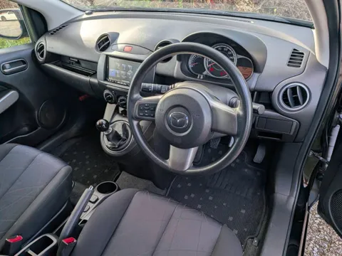 Mazda Mazda2 (Demio)