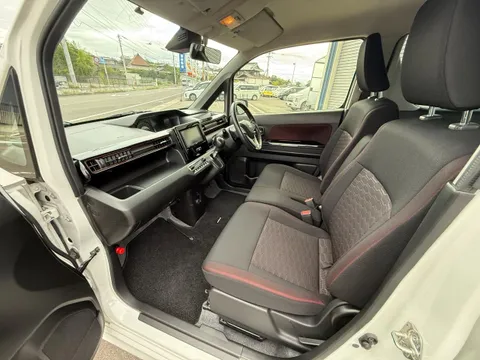 Suzuki Wagon R Stingray