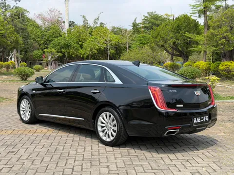 Cadillac XTS