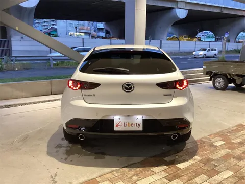 Mazda MAZDA3 Fastback