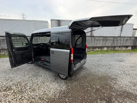 Honda N-VAN Plus Style