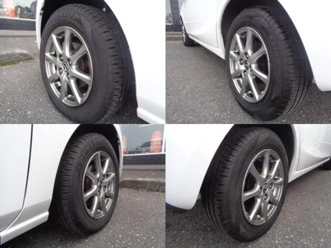 Mazda Mazda2 (Demio)