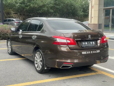 Peugeot 408