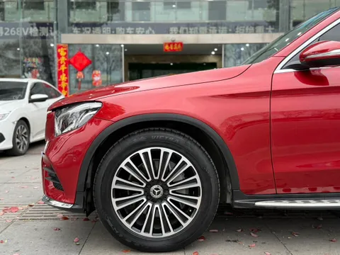 Mercedes-Benz Mercedes-Benz GLC