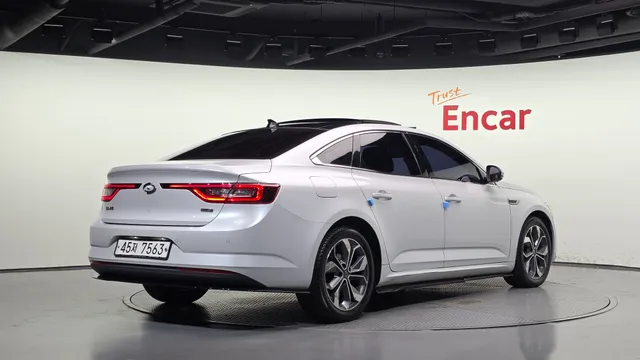 Renault Talisman (SM6)