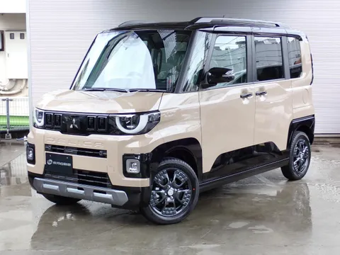 Mitsubishi Delica Mini