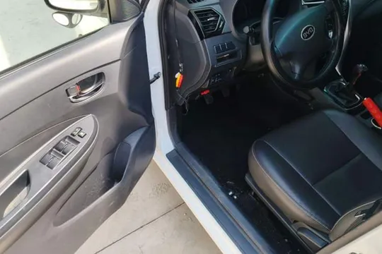 BYD F3
