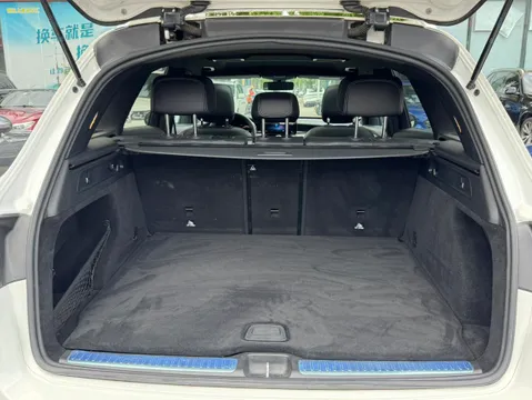 Mercedes-Benz Mercedes-Benz GLC